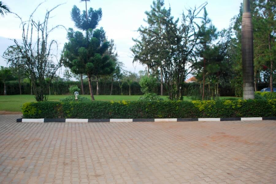 Palm World Hotels Mbarara Exterior photo