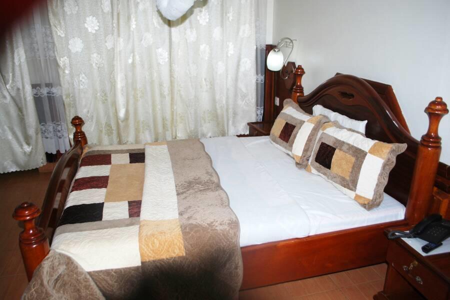 Palm World Hotels Mbarara Exterior photo